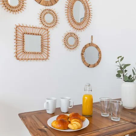 A Deux Pas Des Halles A Apartman *